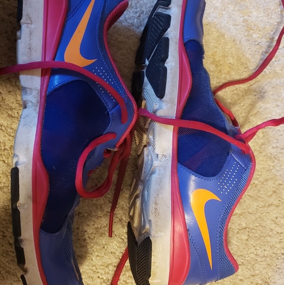 Nike Sneakers - Picture 2 of 3